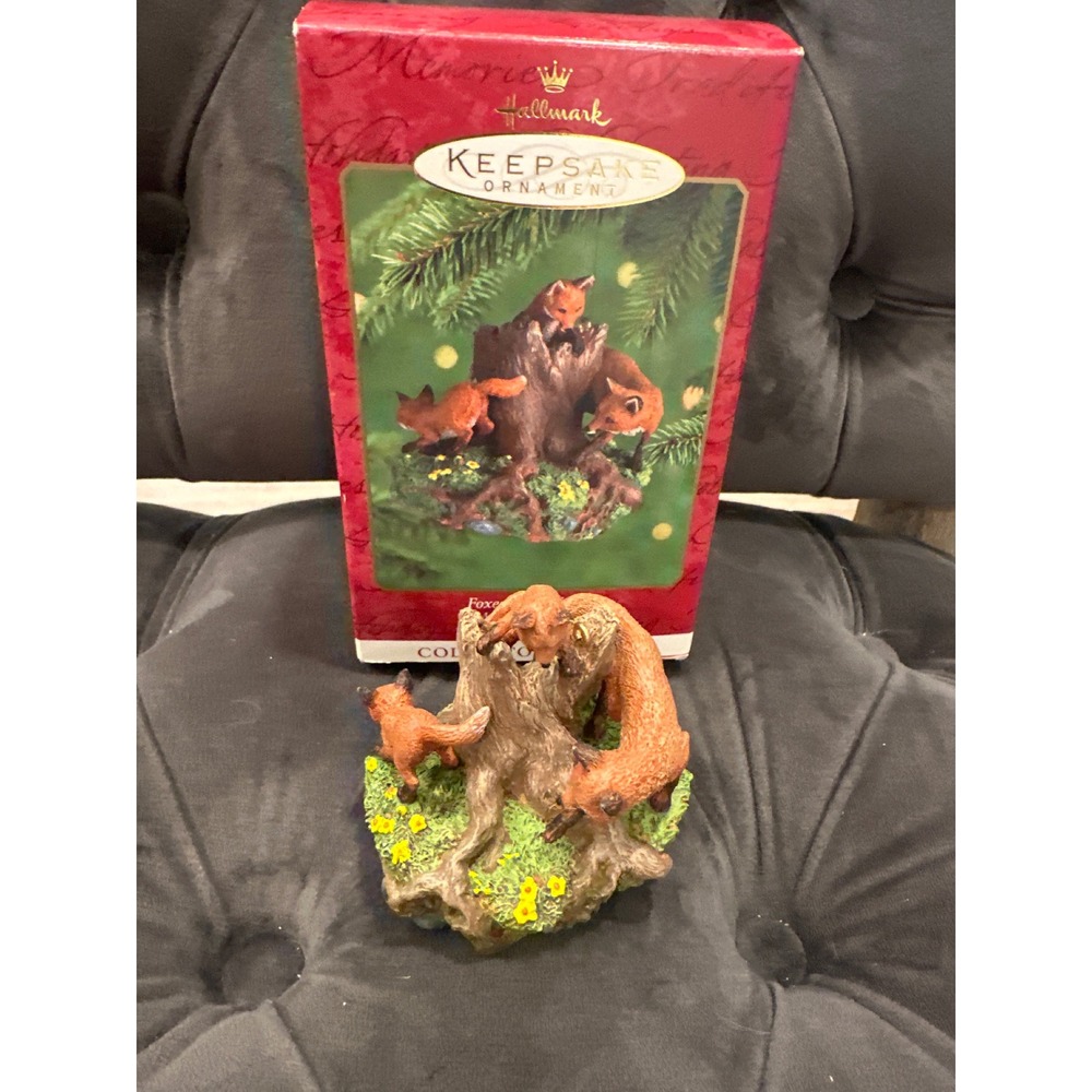 VTG Hallmark Keepsake Ornament 2000 Foxes in the Forrest Wilderness Collection
